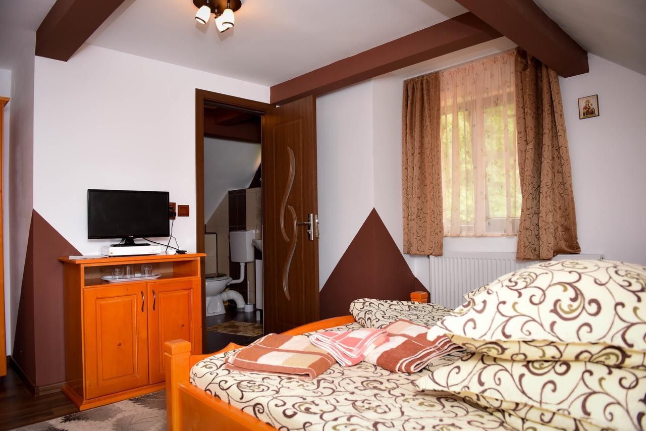 Casa Edy 호텔 Colibiţa 외부 사진